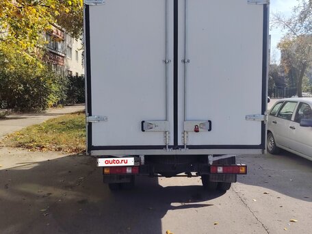 2004 ГАЗ ГАЗель (3302), белый, 460000 рублей, вид 3