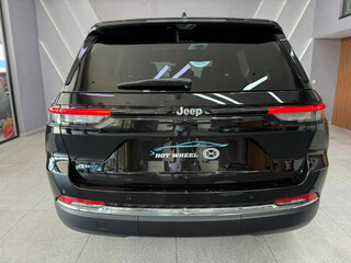 2025 Jeep Grand Cherokee 4xe V (WL), чёрный, 7160000 рублей, вид 4