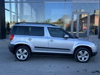 2013 Skoda Yeti I, серебристый, 1100000 рублей, вид 3