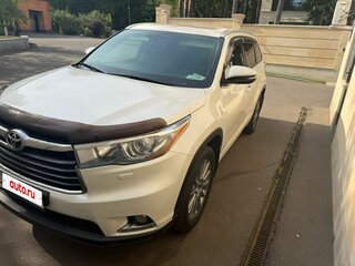 2015 Toyota Highlander III (XU50), белый, 2550000 рублей, вид 3