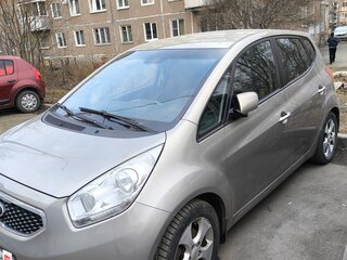 2014 Kia Venga I, серебристый, 900000 рублей, вид 2