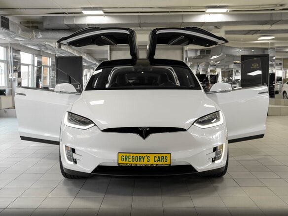 2016 Tesla Model X P90D I, белый, 7500000 рублей - вид 6