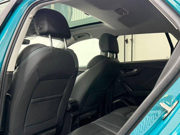 2021 Audi Q2 L 35 TFSI I Рестайлинг, зелёный, 1993000 рублей - вид 21