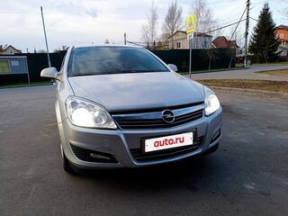 2012 Opel Astra H Рестайлинг, серебристый, 460000 рублей, вид 1
