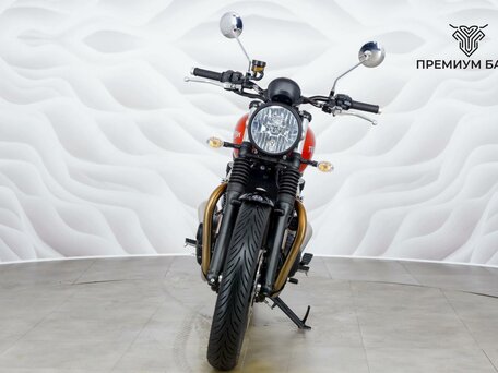 2020 Triumph Street Twin, красный, 799000 рублей, вид 4