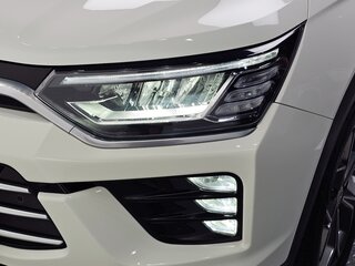 2022 SsangYong Korando IV, белый, 2150000 рублей, вид 3