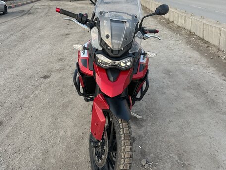 2020 Triumph Tiger 900, красный, 1099000 рублей, вид 1