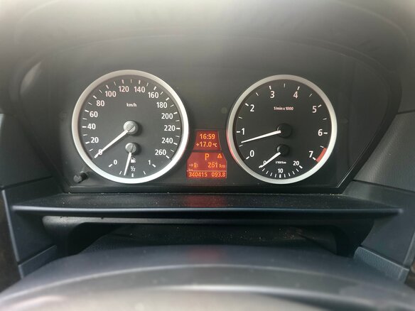 2003 BMW 5 серии 530i V (E60/E61), серый, 1150000 рублей - вид 9