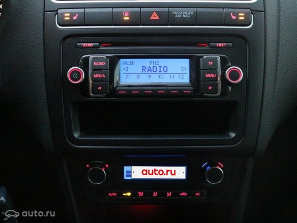 2011 Volkswagen Polo V, серый, 820000 рублей - вид 13