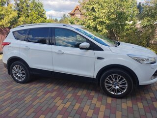 2015 Ford Kuga II, белый, 1390000 рублей, вид 4