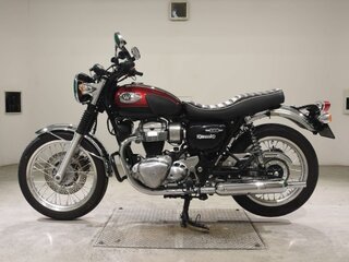 2024 Kawasaki W 800, красный, 855000 рублей, вид 1