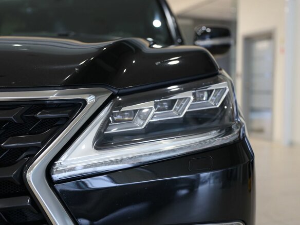2020 Lexus LX 570 III Рестайлинг 2, чёрный, 12500000 рублей - вид 13
