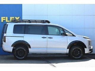 2023 Mitsubishi Delica D:5 I Рестайлинг, белый, 2900555 рублей, вид 3