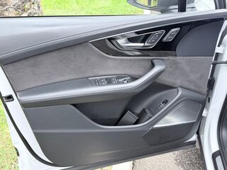 2018 Audi Q7 II (4M), белый, 6900000 рублей, вид 4
