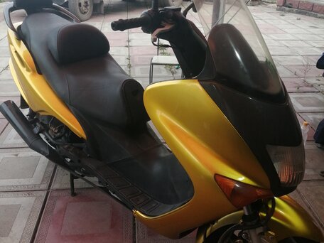 2000 Yamaha Majesty 125/180, золотистый, 159000 рублей, вид 1