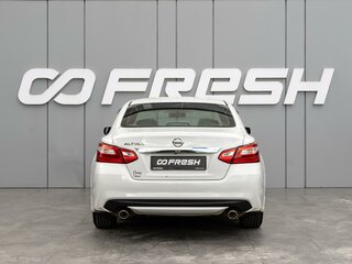 2016 Nissan Altima V (L33) Рестайлинг, белый, 1100000 рублей, вид 4