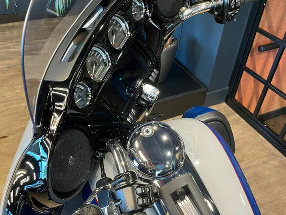 2023 Harley-Davidson Ultra Limited, синий, 4050000 рублей - вид 19