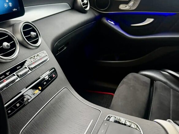 2022 Mercedes-Benz GLC 300 I (X253) Рестайлинг, красный, 4900000 рублей - вид 12