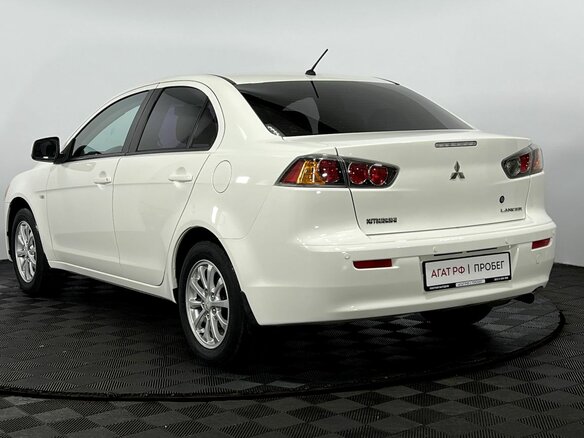 2013 Mitsubishi Lancer X Рестайлинг, белый, 960000 рублей - вид 7