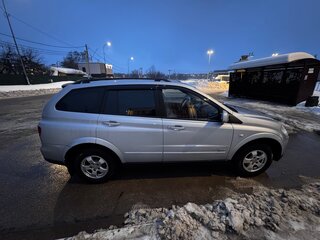 2009 SsangYong Kyron I Рестайлинг, серебристый, 580000 рублей, вид 3