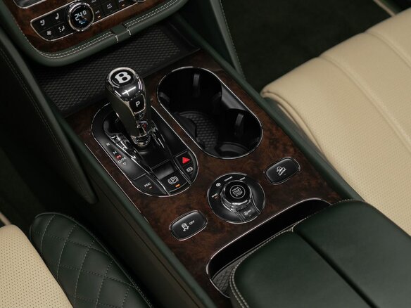 2018 Bentley Bentayga I, зелёный, 14990000 рублей - вид 20