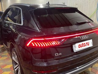 2019 Audi Q8 55 TFSI I (4M), чёрный, 4900000 рублей, вид 2