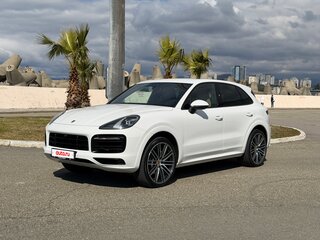 2018 Porsche Cayenne III, белый, 5450000 рублей, вид 1