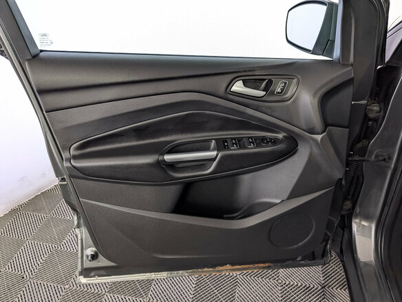 2018 Ford Kuga II Рестайлинг, серый, 1675000 рублей - вид 18