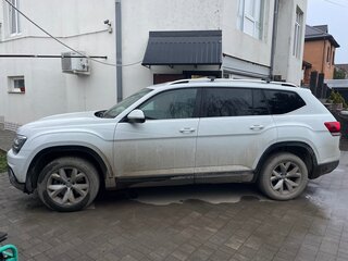 2018 Volkswagen Teramont I, белый, 3850000 рублей, вид 2