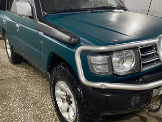 1999 Mitsubishi Pajero II Рестайлинг, зелёный, 850000 рублей, вид 5