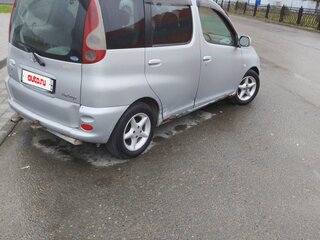 2000 Toyota FunCargo, серый, 380000 рублей, вид 5