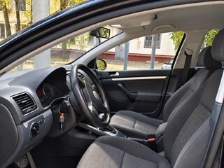 2007 Volkswagen Golf V, чёрный, 845000 рублей, вид 4