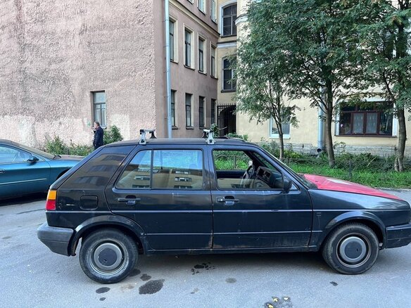 1990 Volkswagen Golf KAT II, чёрный, 65000 рублей - вид 3