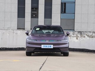 2026 Changan Qiyuan A06 28.39 kWh, серебристый, 2750000 рублей, вид 2
