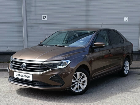 2020 Volkswagen Polo VI, коричневый, 1399000 рублей, вид 1