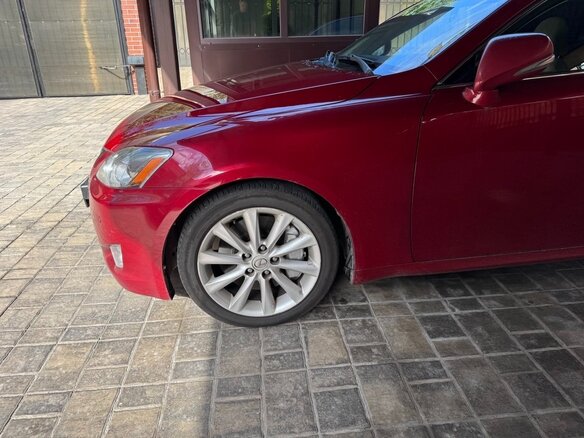 2010 Lexus IS 250 II Рестайлинг, красный, 1600000 рублей - вид 8