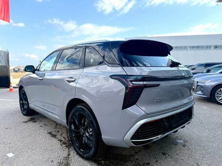 2024 Hongqi HS3, серый, 3619000 рублей, вид 4