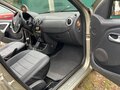 2010 Renault Logan I Рестайлинг, бежевый, 425000 рублей - вид 5