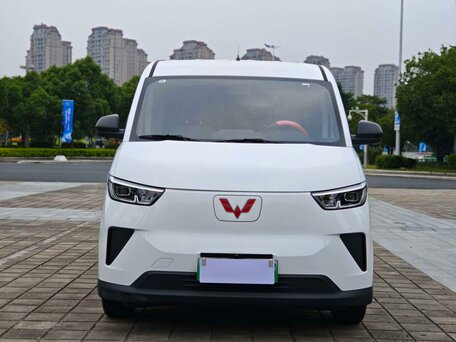 2026 Wuling Yangguang, белый, 1590000 рублей, вид 2