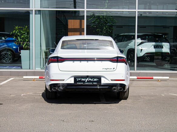 2026 Geely Preface I, белый, 3434990 рублей - вид 5