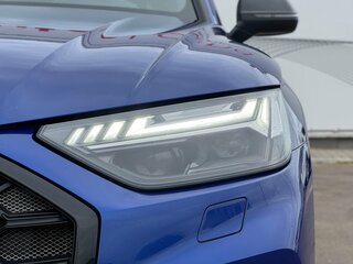 2021 Audi Q5 45 TFSI II (FY) Рестайлинг, синий, 4150000 рублей, вид 4