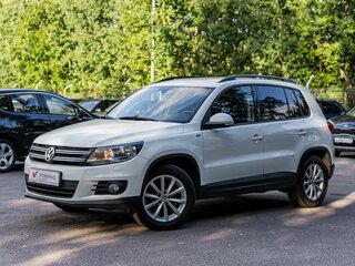2015 Volkswagen Tiguan I Рестайлинг, белый, 1120000 рублей, вид 1