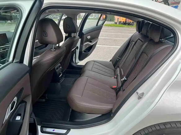 2024 BMW 3 серии 318i VII (G2x) Рестайлинг 2, белый, 3410000 рублей - вид 12