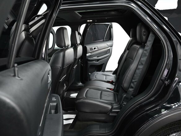 2018 Ford Explorer V Рестайлинг, чёрный, 2505000 рублей - вид 15