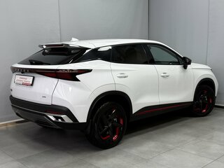 2024 Omoda C5 I, белый, 2185000 рублей, вид 3