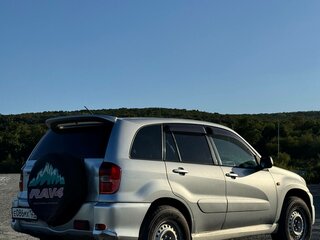 2001 Toyota RAV4 II (XA20), серый, 650000 рублей, вид 2