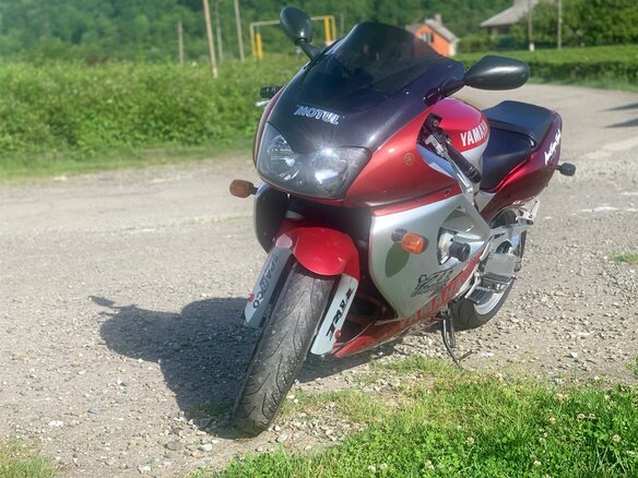 1998 Yamaha YZF1000R Thunderace, серебристый, 330000 рублей - вид 6