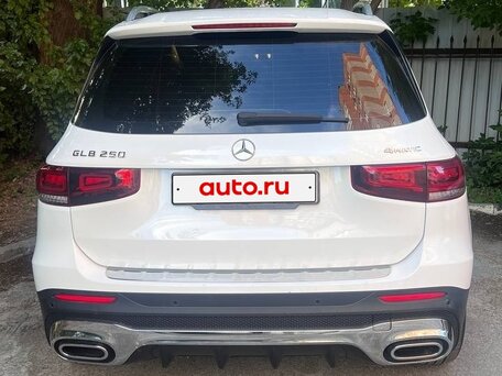 2020 Mercedes-Benz GLB 250 I (X247), белый, 4300000 рублей, вид 3