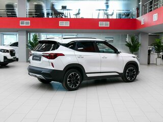 2022 Kia Seltos I, белый, 1790000 рублей, вид 2