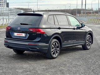 2022 Volkswagen Tiguan Allspace II Рестайлинг, чёрный, 3090000 рублей, вид 5
